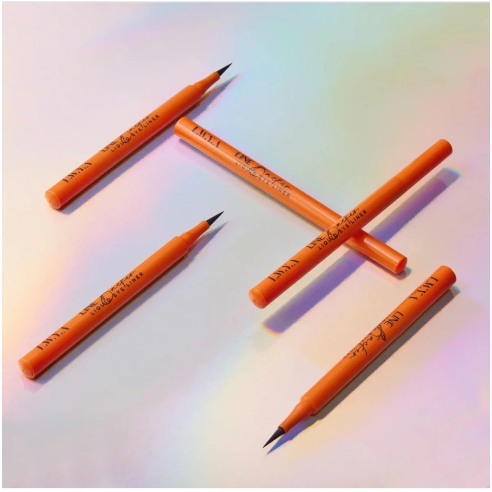 L.W.Y.A Linebacker Liquid Eyeliner in‎ Black